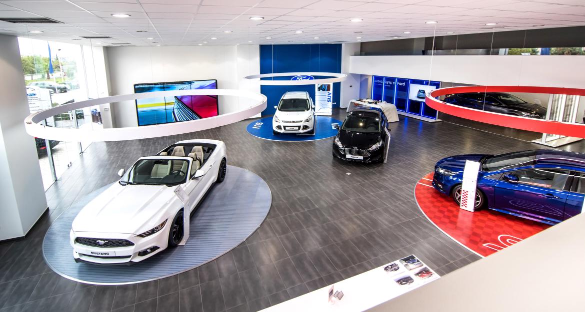 Τι φέρνει το νέο, υπερσύγχρονο FordStore