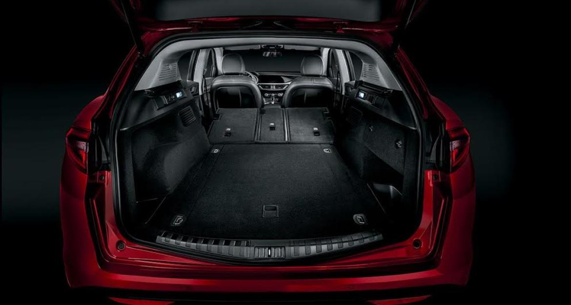 Alfa Romeo Stelvio: Αδάμαστο πνεύμα