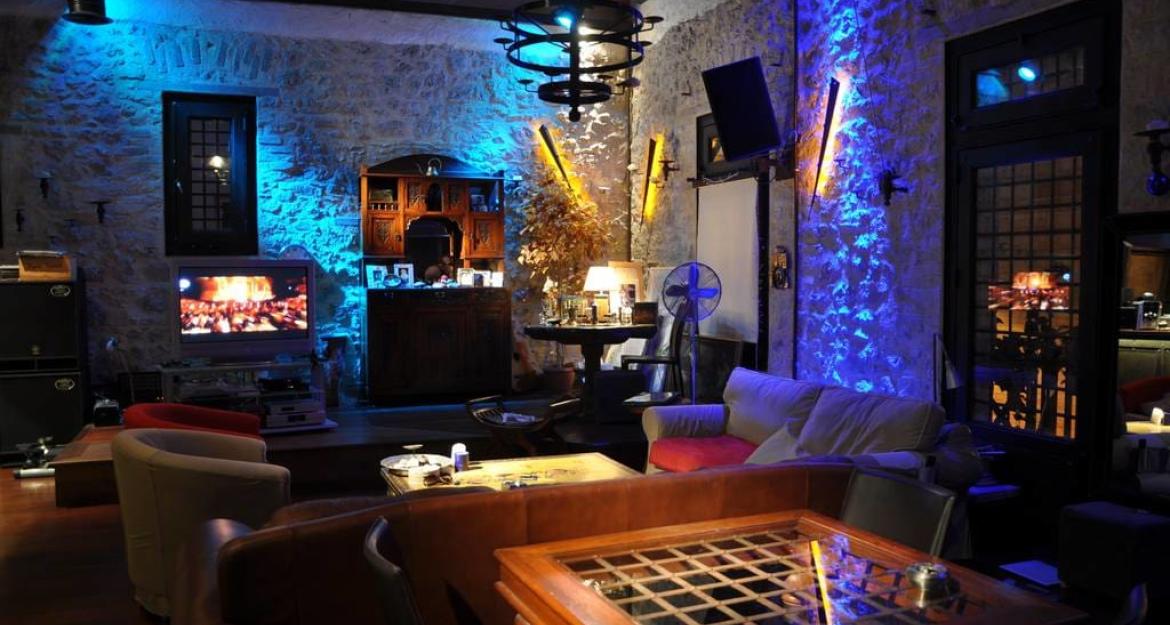 Τα «διαμάντια» της Airbnb στην Αθήνα (pics)