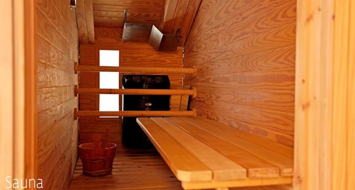 Τα «διαμάντια» της Airbnb στην Αθήνα (pics)