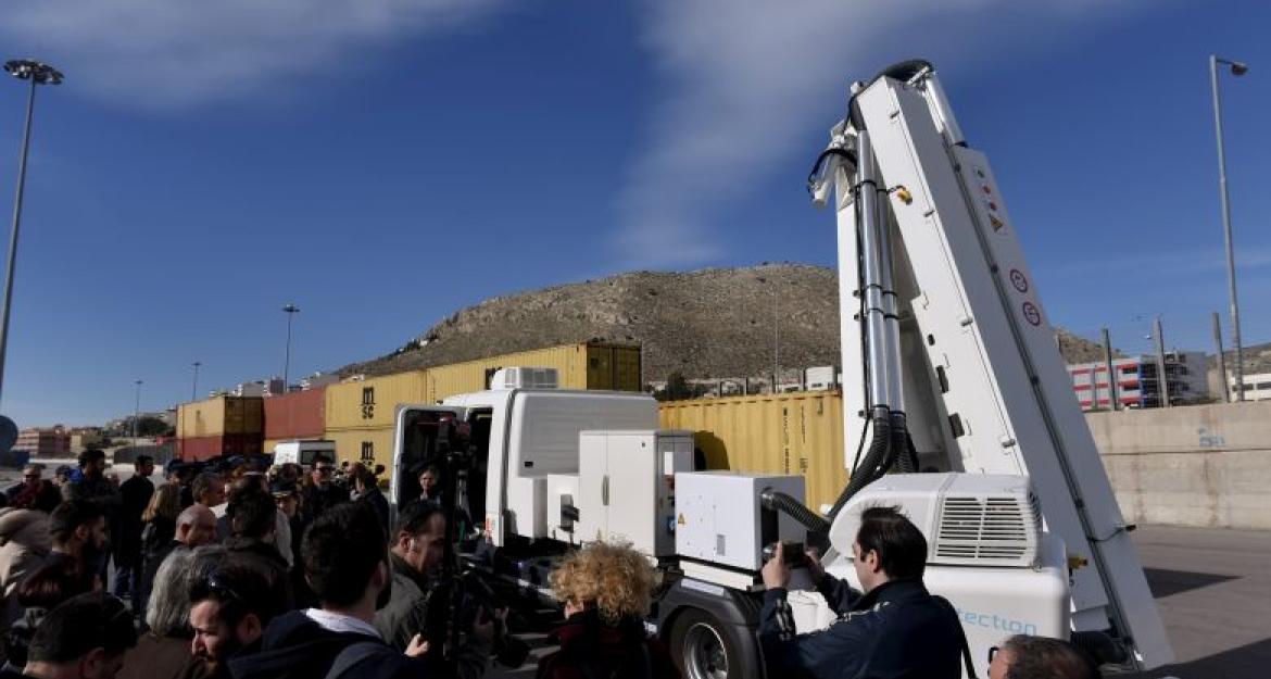 Το πρώτο αυτοκινούμενο X-ray απέκτησε το υπουργείο Οικονομικών