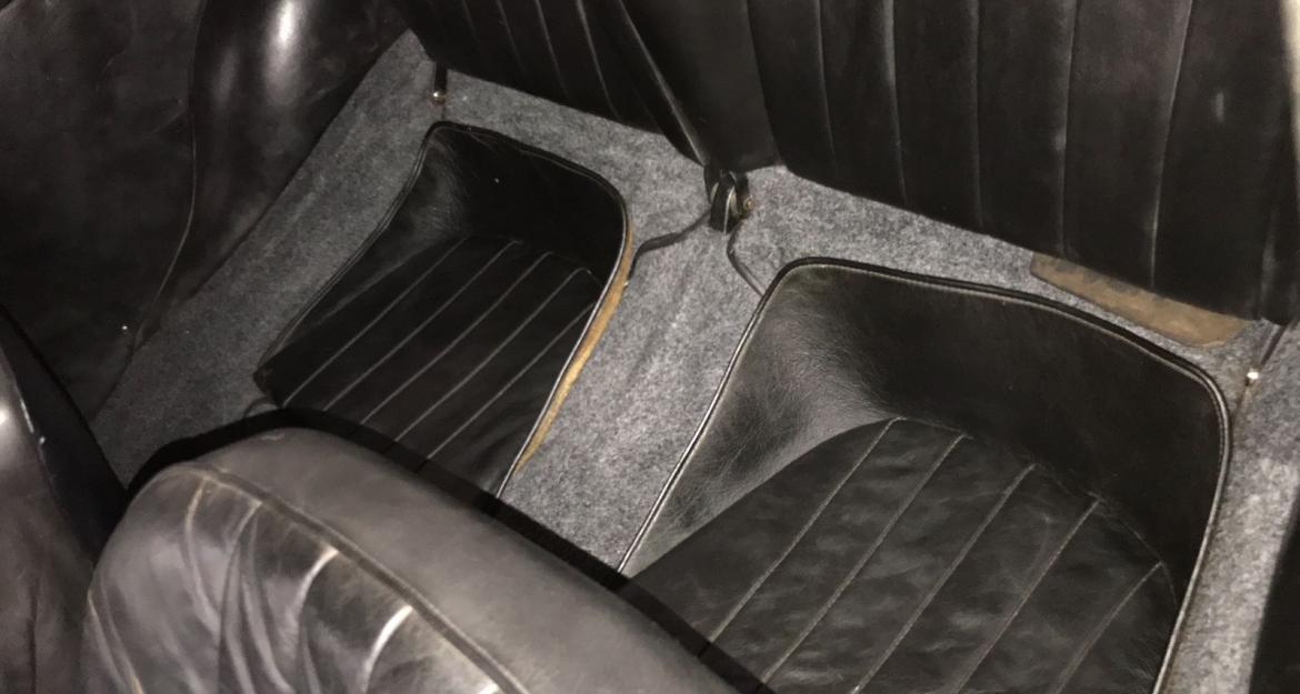 Βρέθηκε Porsche ξεχασμένη για 27 χρόνια (pics)