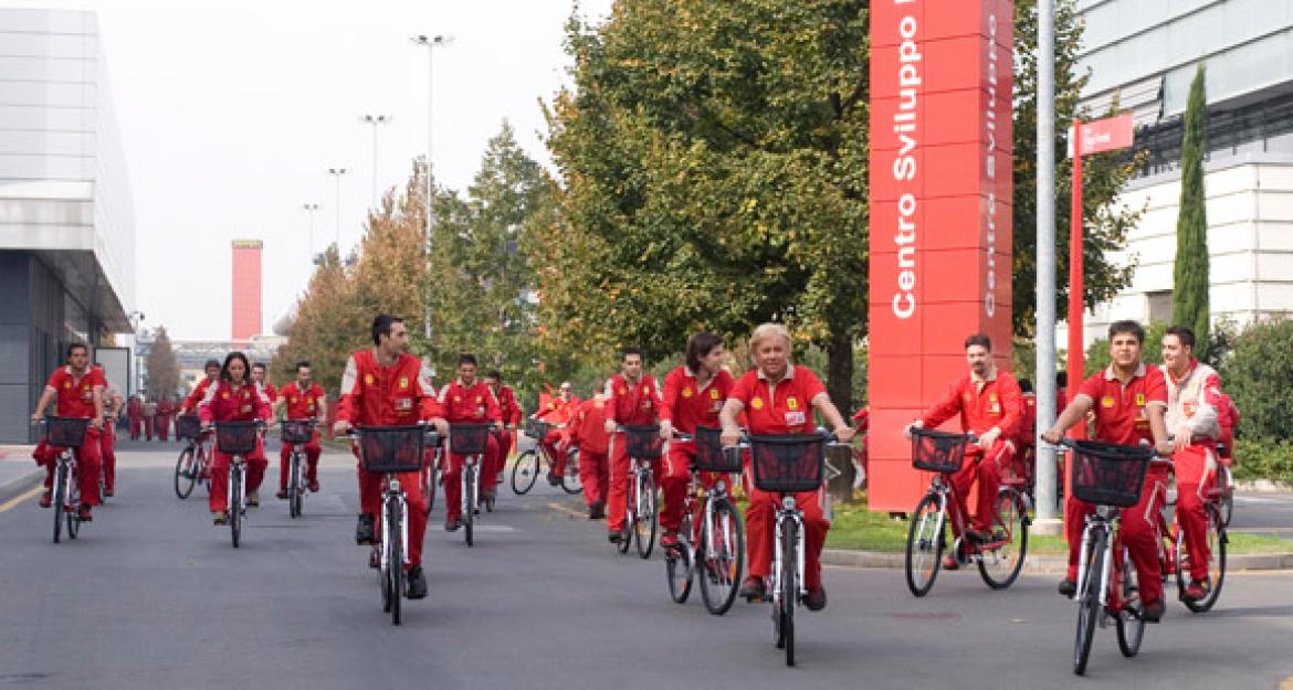 Ένας Έλληνας στα άδυτα της Ferrari (pics)