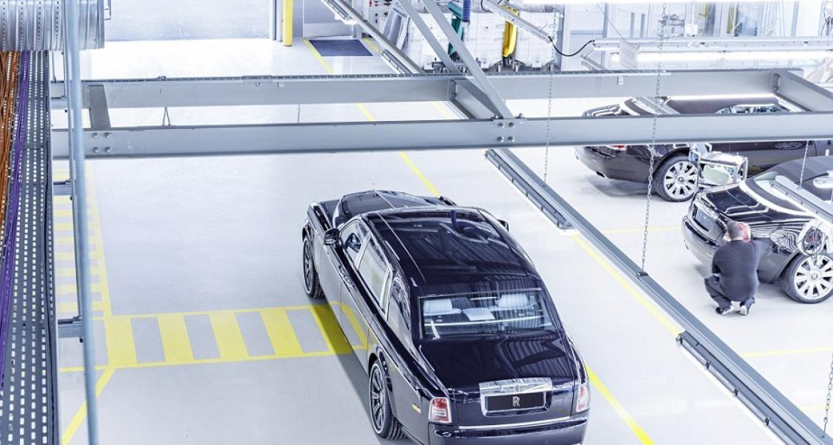 Σάλπαρε η τελευταία Rolls-Royce Phantom (pics)