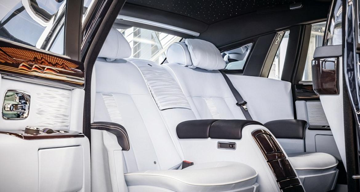 Σάλπαρε η τελευταία Rolls-Royce Phantom (pics)