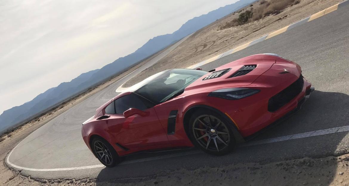 Η Chevrolet Corvette γίνεται Transformers (pics)