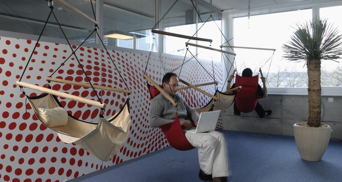 Οι 10 καλύτεροι εργοδότες για να δουλεύεις από το σπίτι (pics)