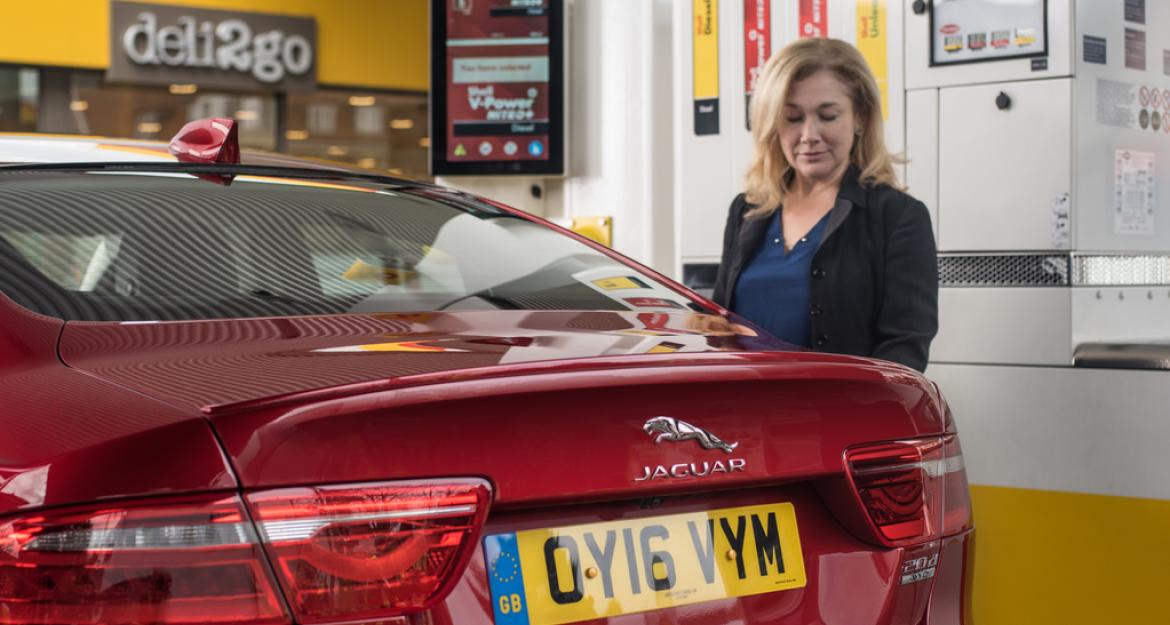 Πληρώστε στο βενζινάδικο μέσω της οθόνης αφής (pics)