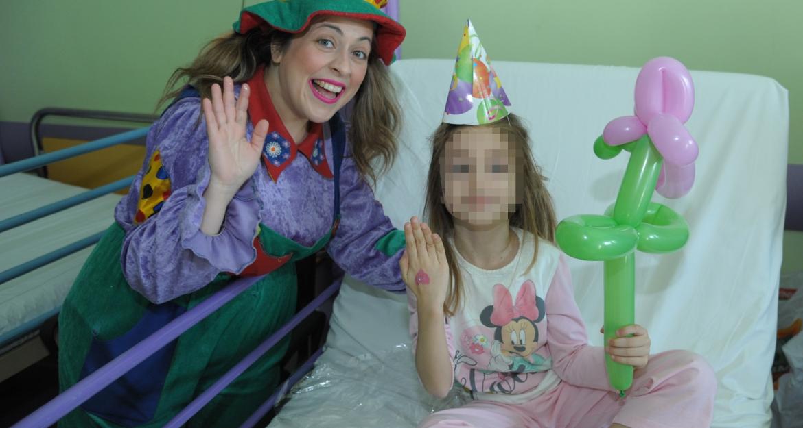 Αποκριάτικες εκπλήξεις και δώρα από τον ΟΠΑΠ στα παιδιά των δύο παιδιατρικών νοσοκομείων