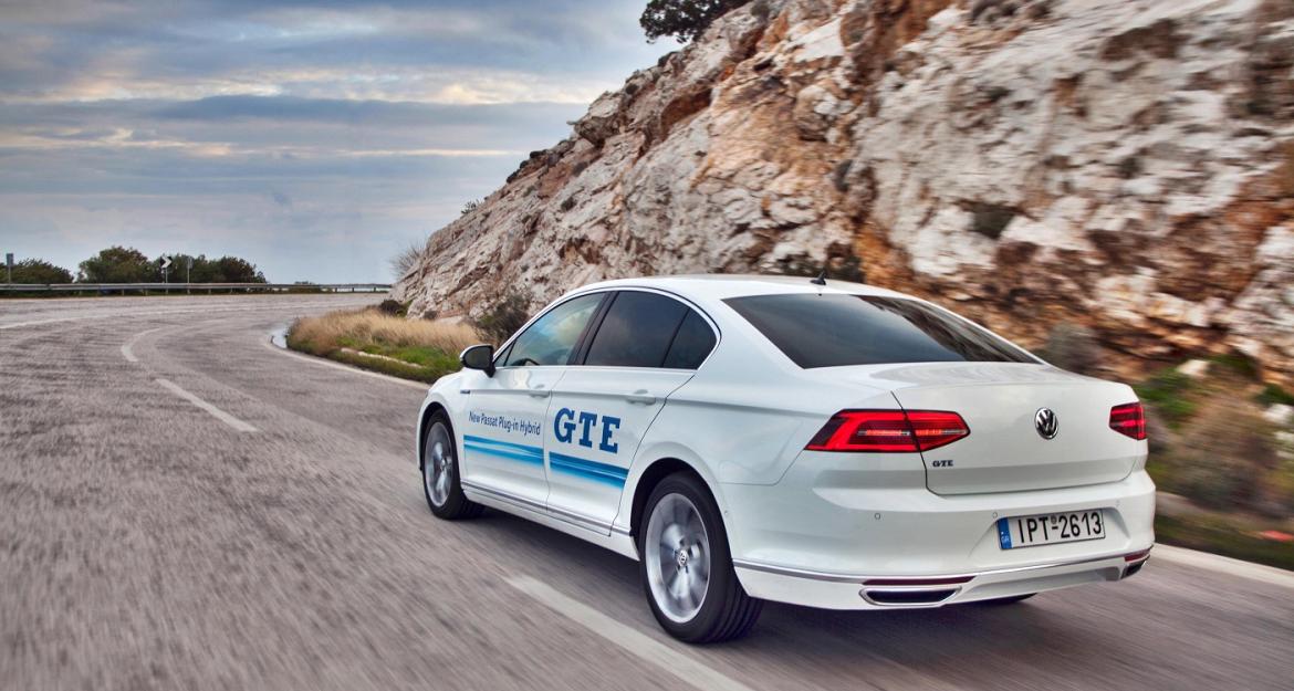 Το VW Passat GTE είναι ο εφιάλτης των πρατηριούχων (pics)