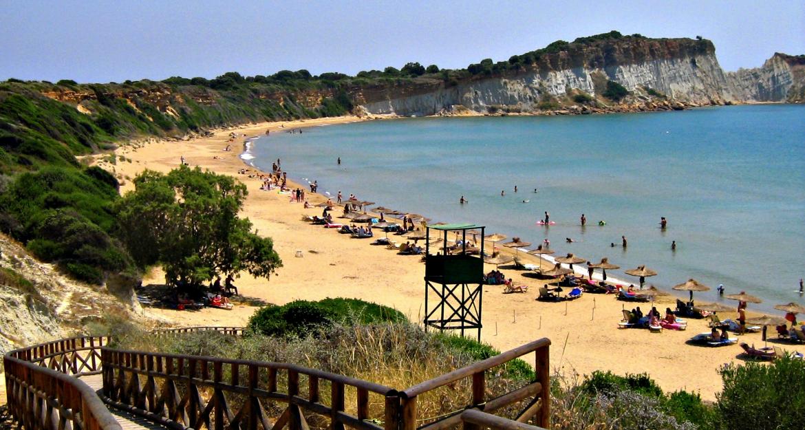 Δύο ελληνικές παραλίες στις 10 καλύτερες για οικογενειάρχες (pics)