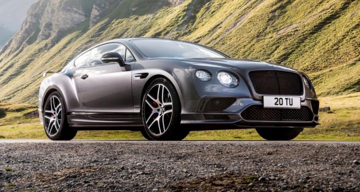  Παρέλαση μοντέλων στο Σαλόνι Αυτοκινήτου της Γενεύης (pics)