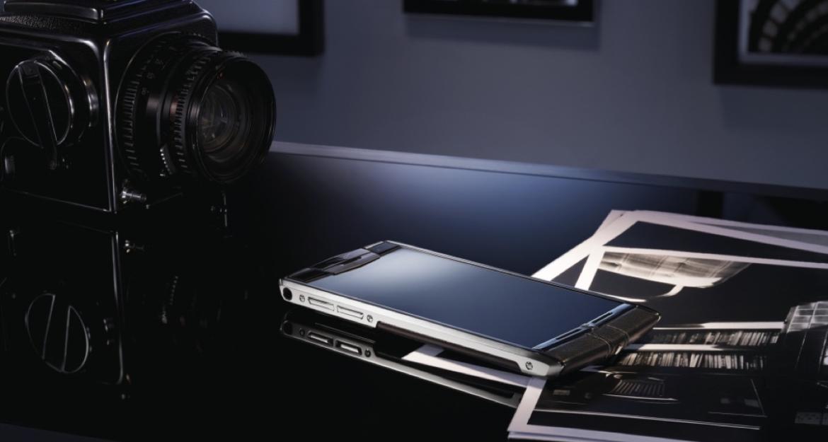 Σε τουρκικά χέρια η εταιρεία κινητών πολυτελείας Vertu