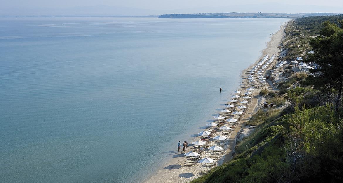 Δύο ελληνικές παραλίες στις 10 καλύτερες για οικογενειάρχες (pics)