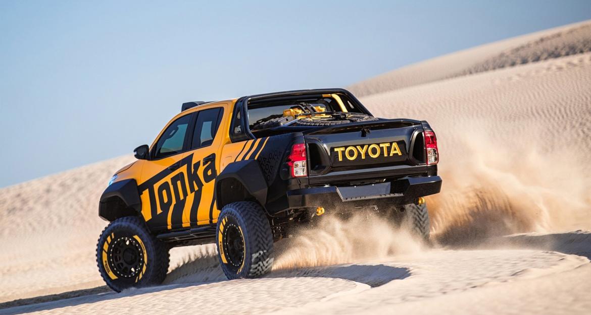 Ένα Hilux για… όλες τις δουλειές (pics)