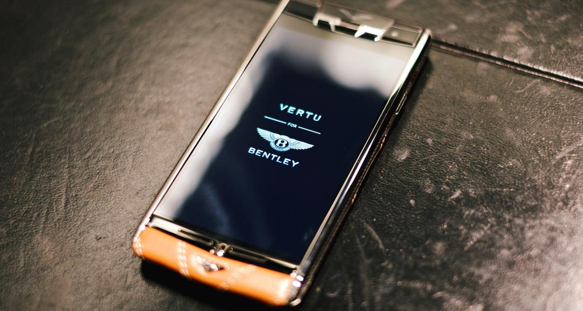 Σε τουρκικά χέρια η εταιρεία κινητών πολυτελείας Vertu