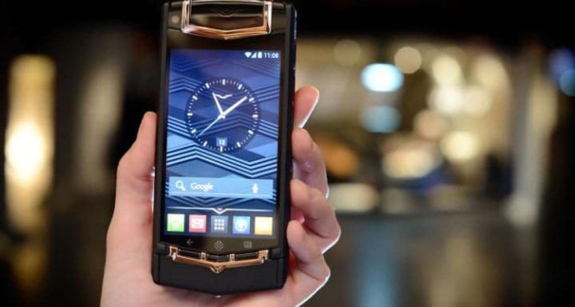 Σε τουρκικά χέρια η εταιρεία κινητών πολυτελείας Vertu