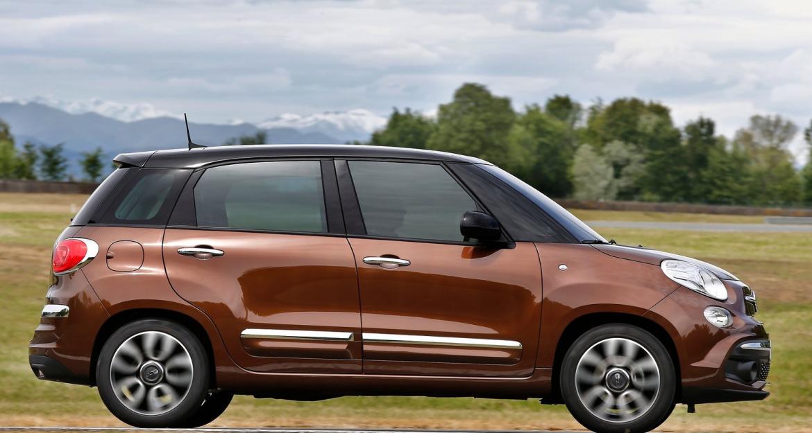 Ανανέωση για το FIAT 500L (pics)