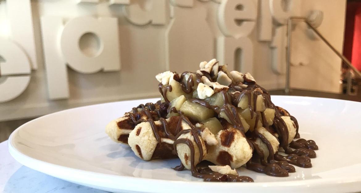 Αυτό είναι το πρώτο επίσημο Nutella Cafe! (pics)