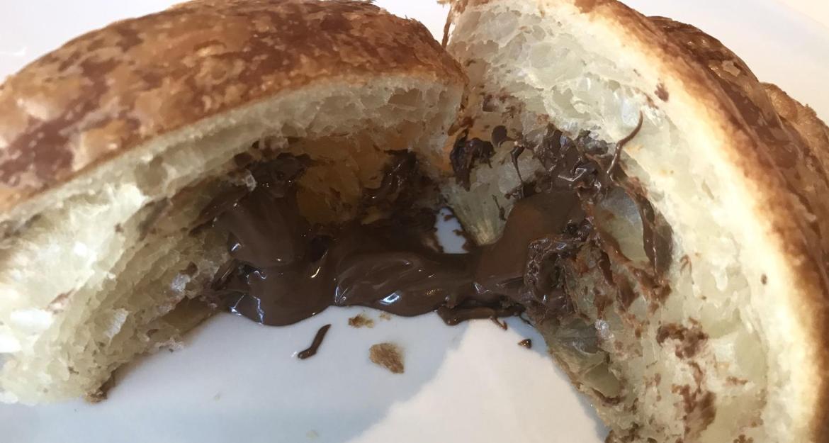 Αυτό είναι το πρώτο επίσημο Nutella Cafe! (pics)