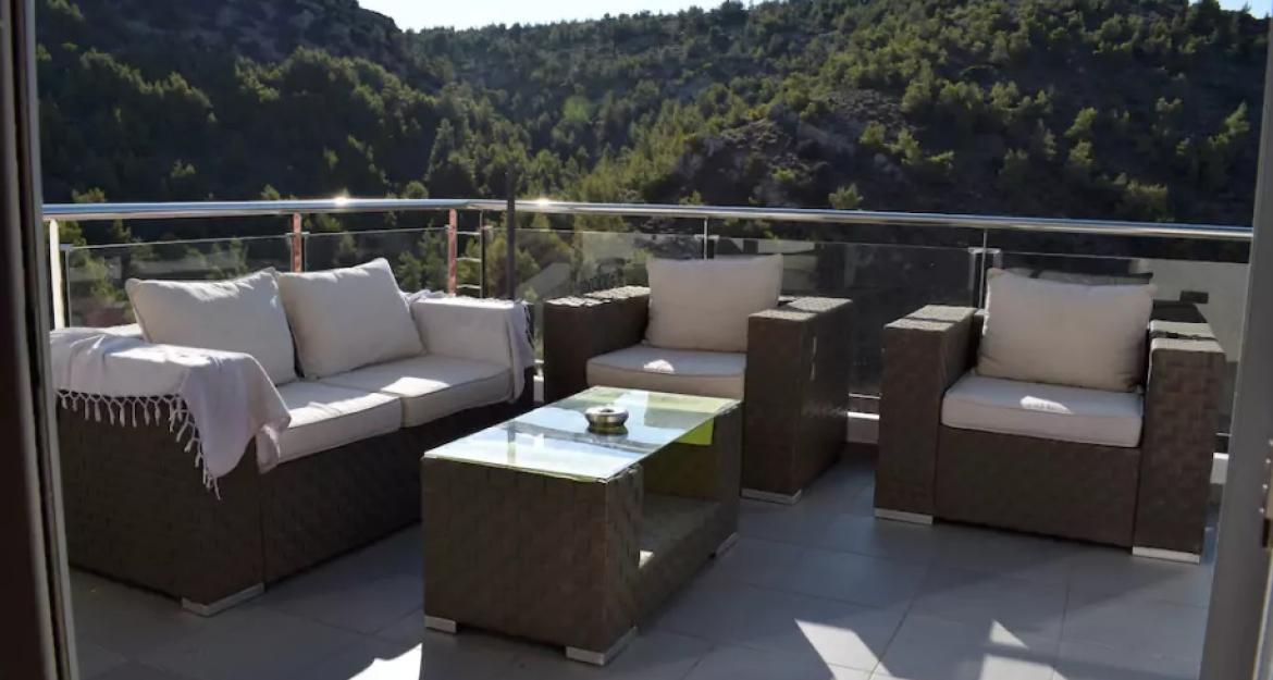 Τα καλύτερα Airbnb της Αττικής (pics)