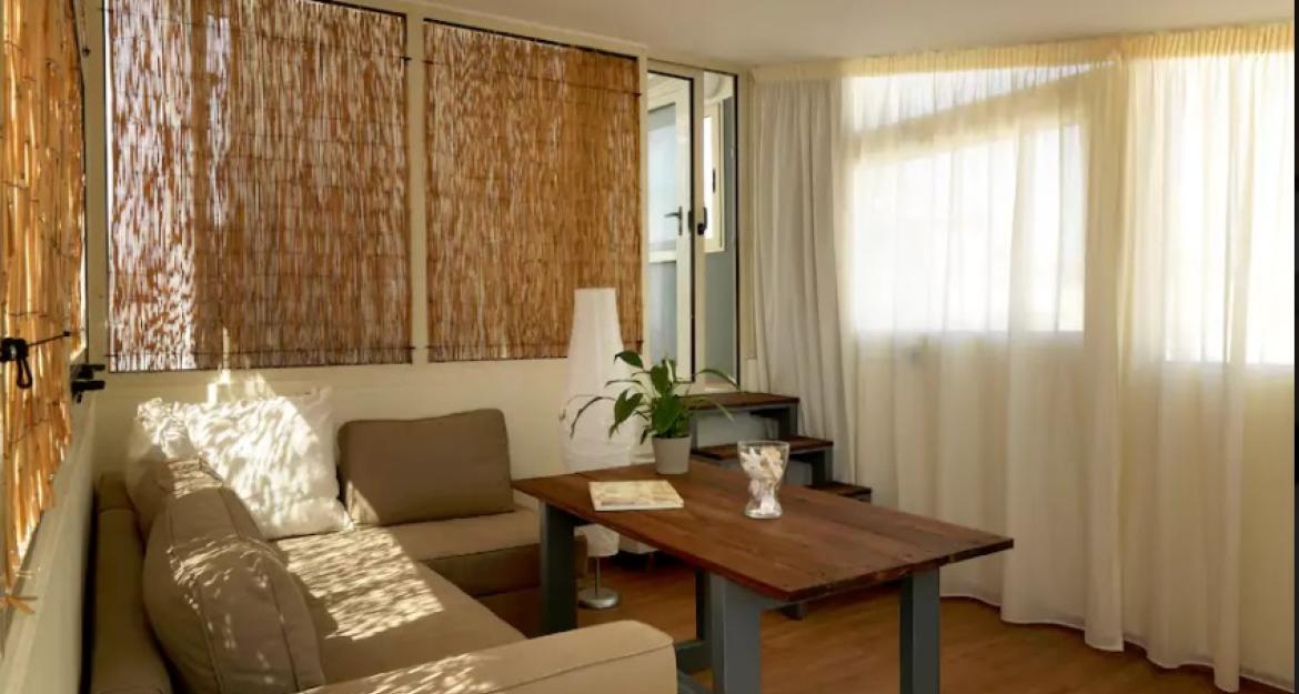 Τα καλύτερα Airbnb της Αττικής (pics)