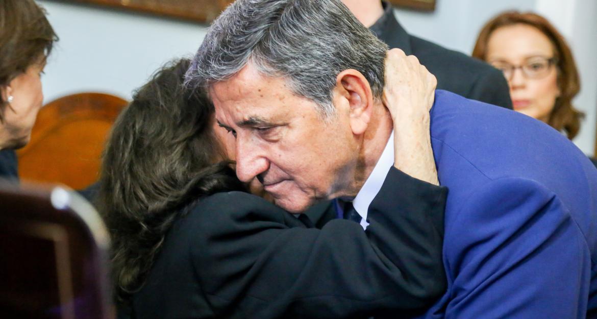 Στην κρητική γη αναπαύεται ο Κωνσταντίνος Μητσοτάκης (pics)