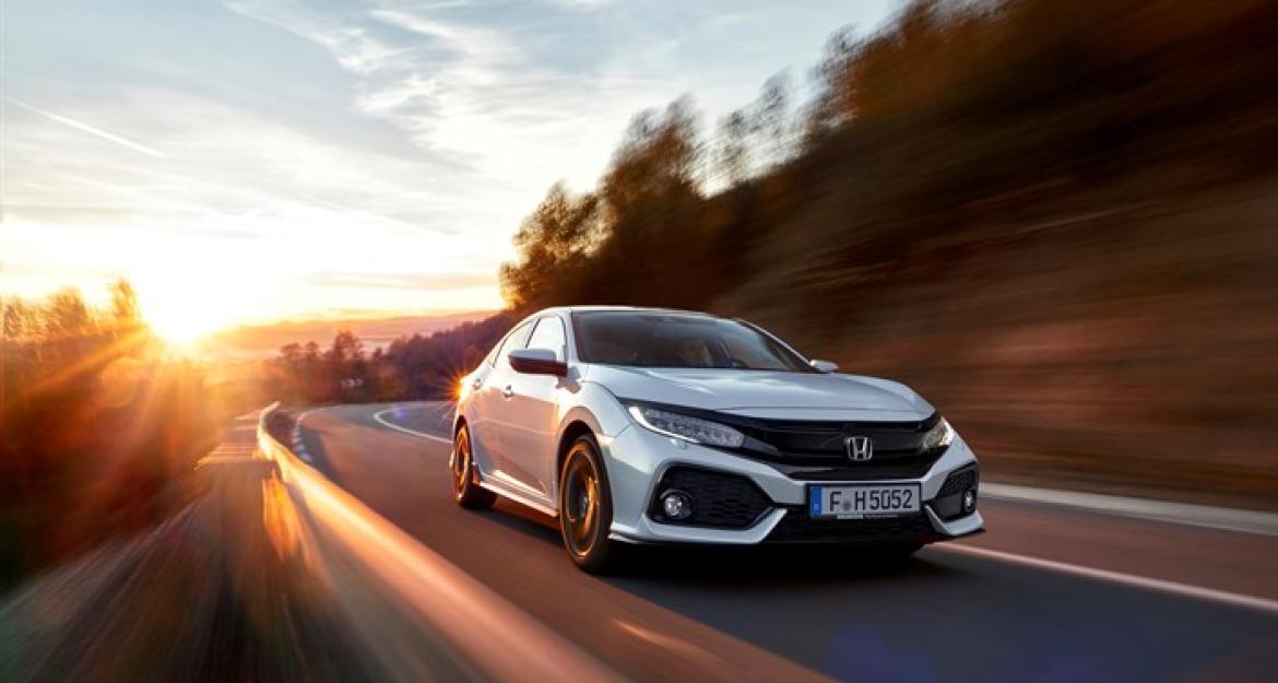 Νέο Honda Civic: Η υπεροχή της τεχνολογίας (pics)