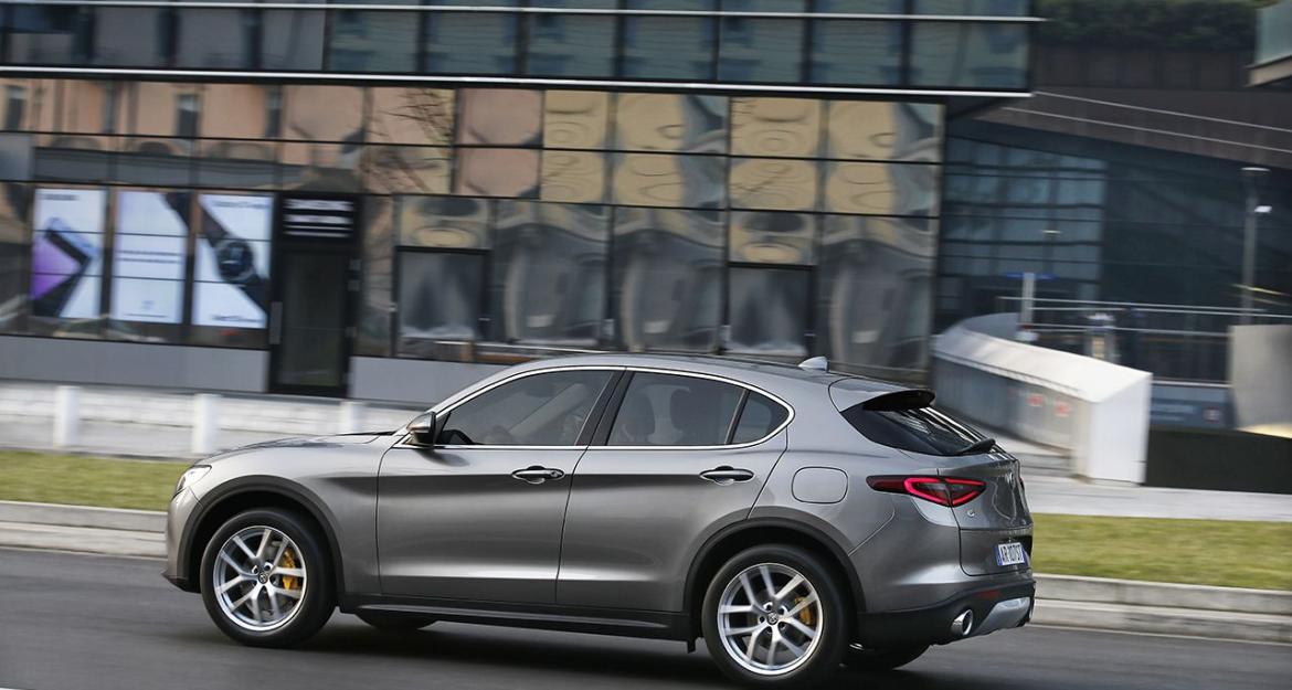 Alfa Romeo Stelvio: Αδάμαστο πνεύμα (pics)