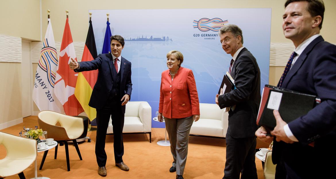 Μέρκελ: Οι λύσεις βρίσκονται μόνο μέσα από τον συμβιβασμό