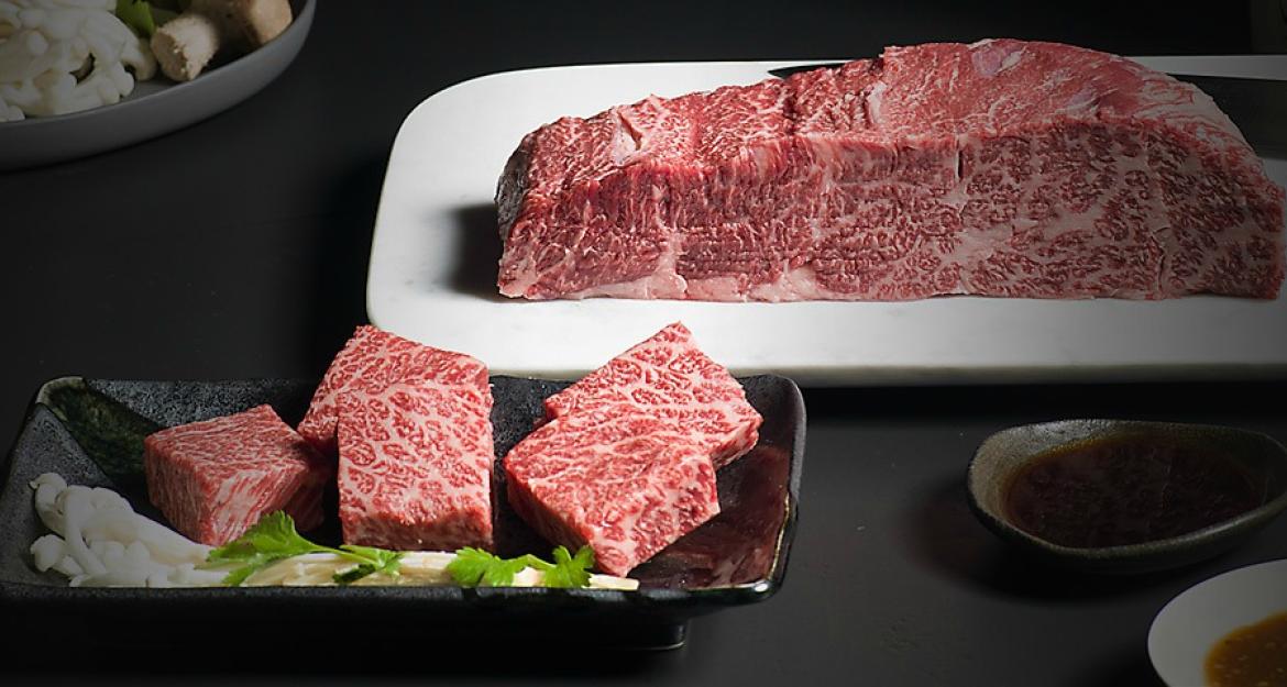 Αυτά τα μοσχάρια wagyu τρώνε σοκολάτα! (pics)