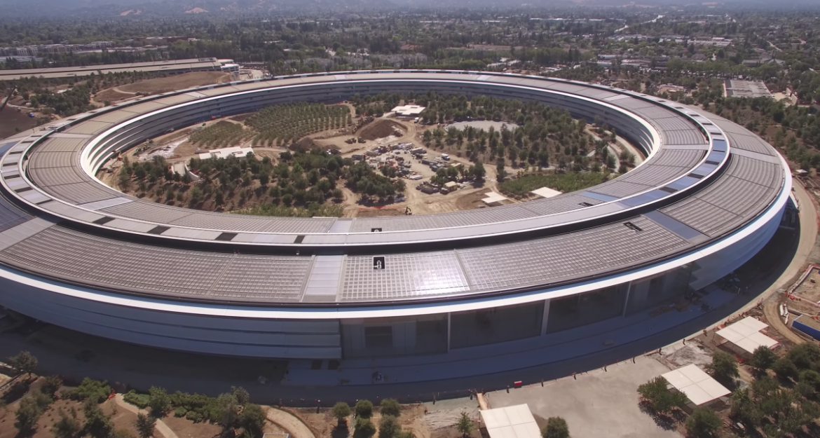 Σχεδόν έτοιμο το νέο «διαστημικό» campus της Apple (pics & vid)