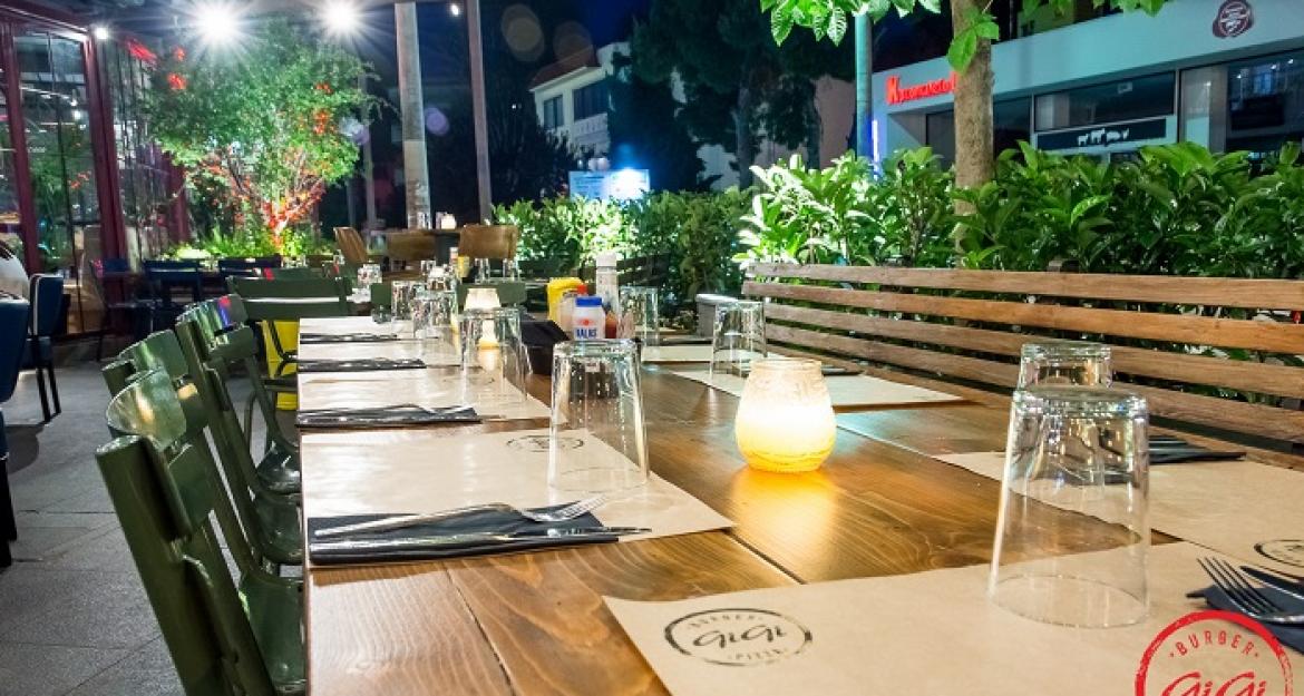 Gigi: Το νέο στέκι για όσους αγαπούν το burger και την pizza (pics)