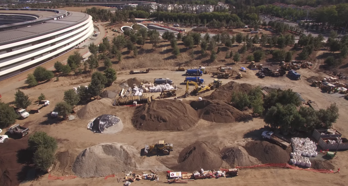 Σχεδόν έτοιμο το νέο «διαστημικό» campus της Apple (pics & vid)