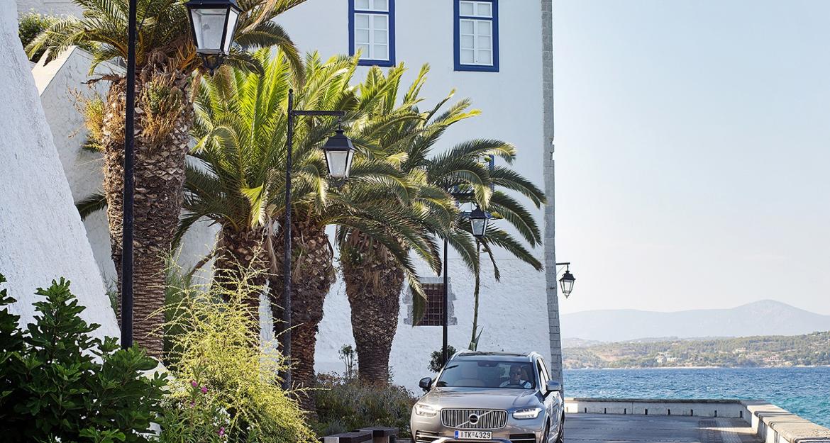 Συνεργασία Volvo και Poseidonion Grand Hotel