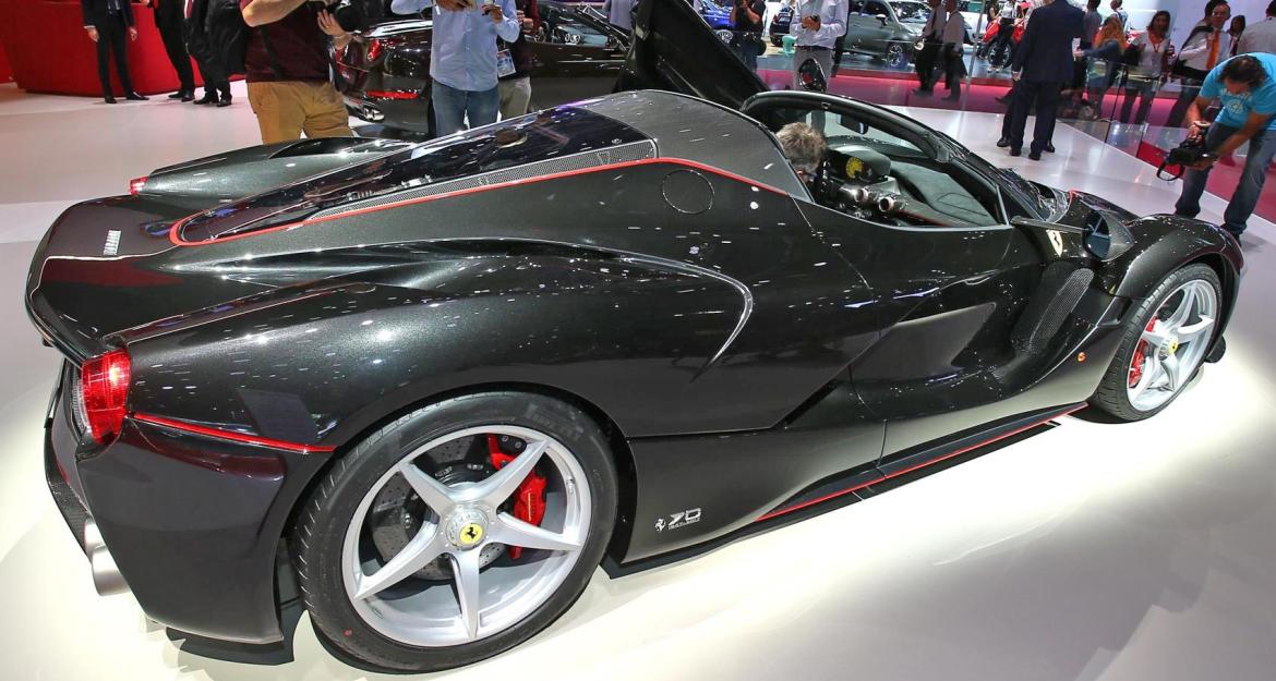 Αυτή η Ferrari είναι το πιο ακριβό αυτοκίνητο του 21ου αιώνα! (pics)