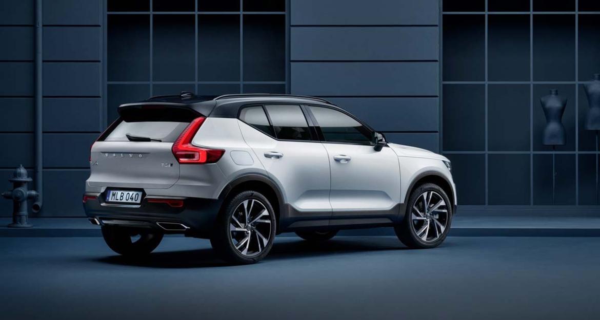 To εντυπωσιακό Volvo XC40 αποκαλύφθηκε (pics & vid)