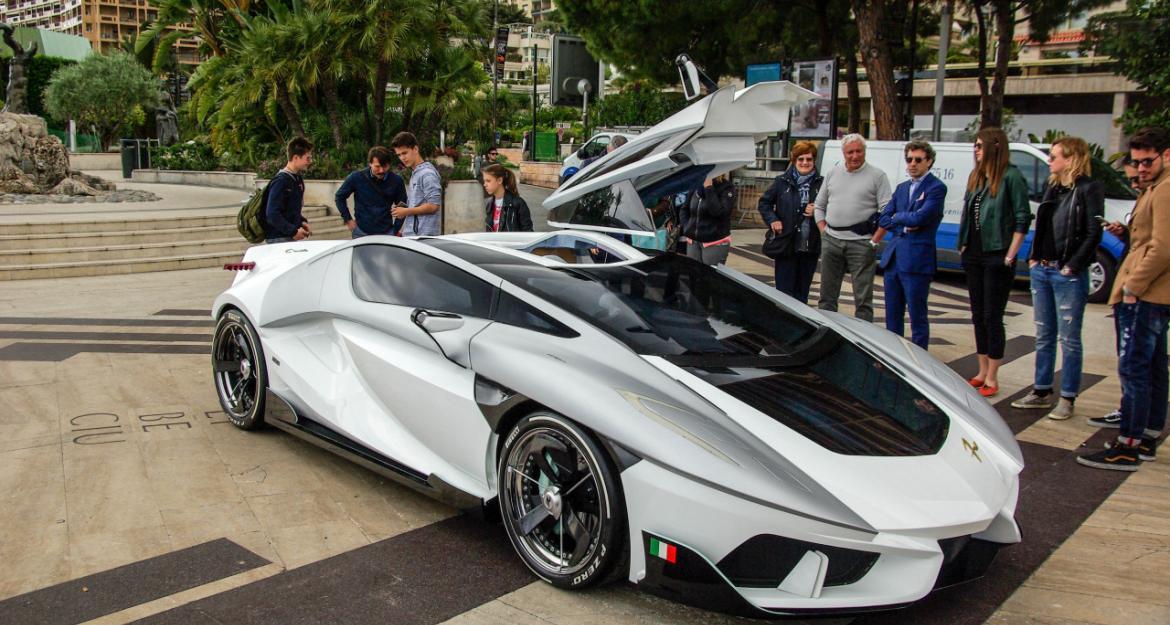  «Διαστημικό» αυτοκίνητο εμφανίστηκε στο Μονακό (pics & vid)