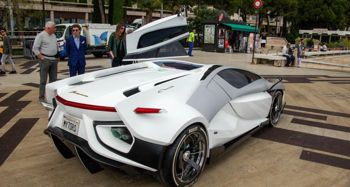  «Διαστημικό» αυτοκίνητο εμφανίστηκε στο Μονακό (pics & vid)