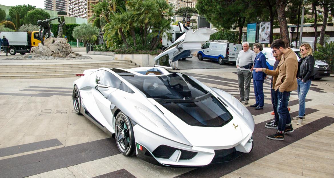  «Διαστημικό» αυτοκίνητο εμφανίστηκε στο Μονακό (pics & vid)