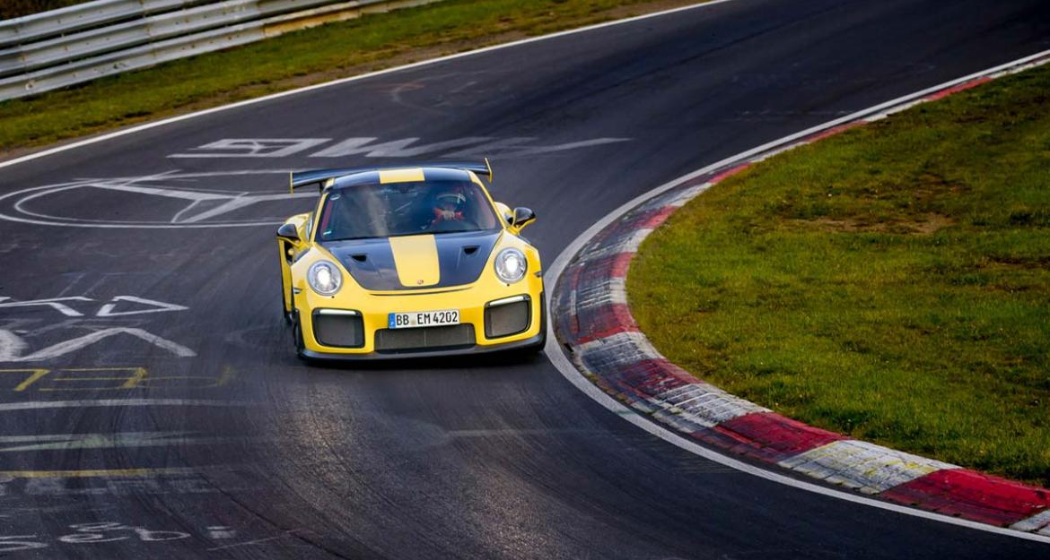 Έσπασε τα χρονόμετρα η Porsche 911 GT2 RS (vid)