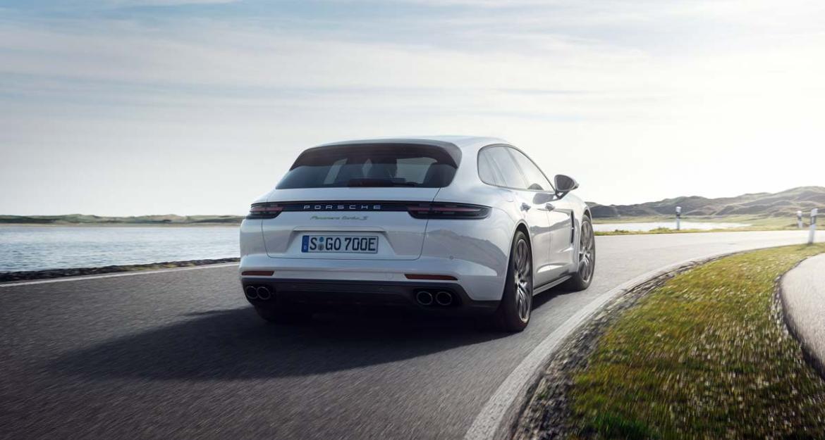 H Porsche των 680 ίππων με κατανάλωση «παπιού» (pics & vid)