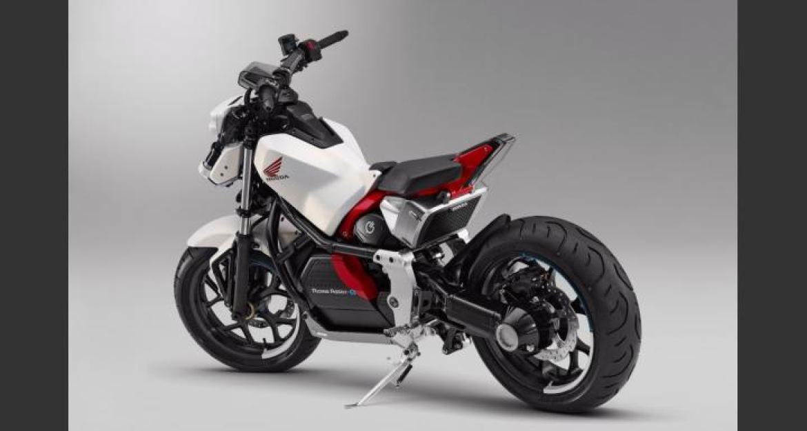 Η ηλεκτρική μηχανή της Honda που δεν πέφτει (pics, vid)