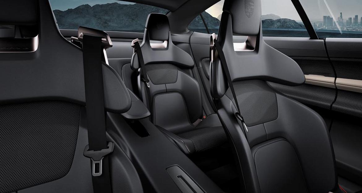 Το 2019 θα δούμε την ηλεκτρική Porsche (pics & vid)