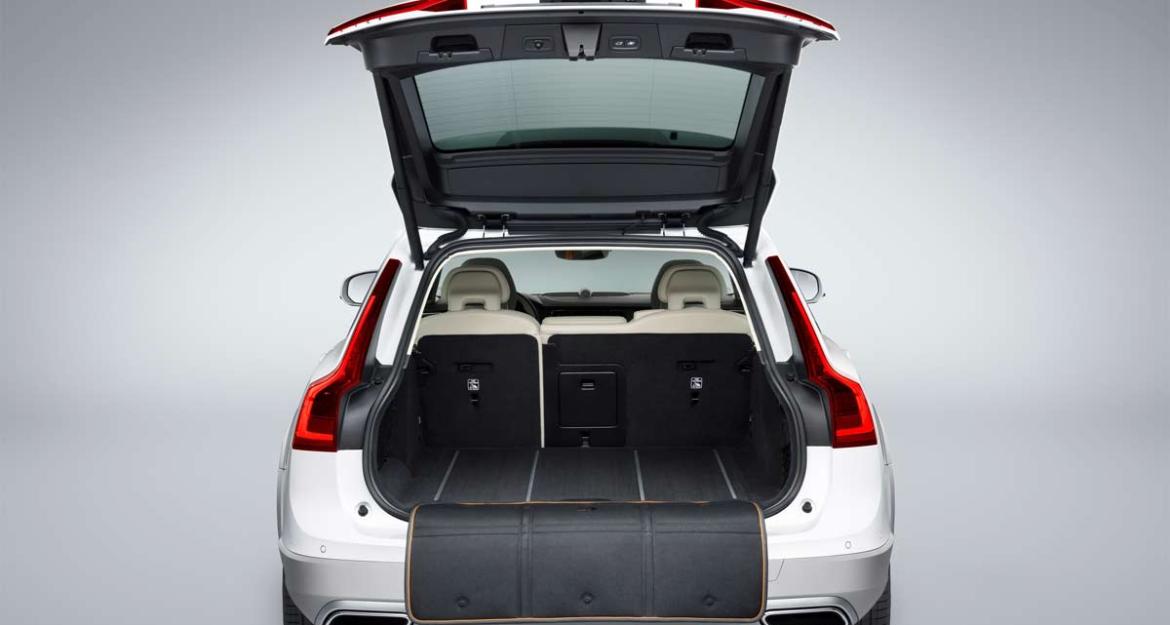 Το ευαίσθητο περιβαλλοντικά Volvo V90 XC Ocean Race (pics & vid)