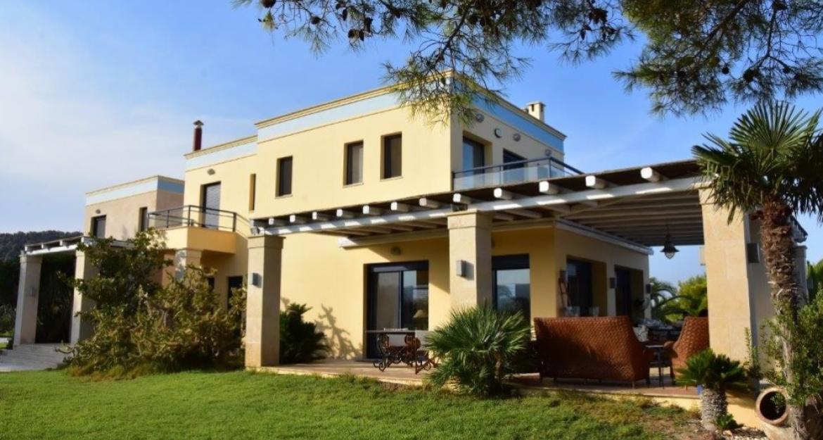 Πέντε ελληνικές βίλες για... insiders (pics)