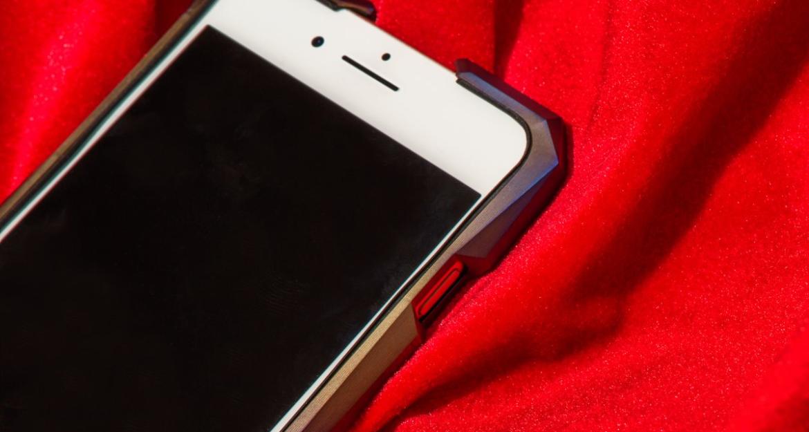 Αυτή είναι η πιο ακριβή θήκη για iPhone (pics & vid)