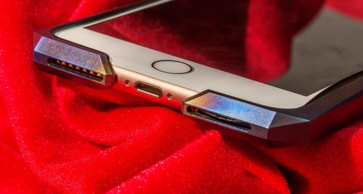 Αυτή είναι η πιο ακριβή θήκη για iPhone (pics & vid)