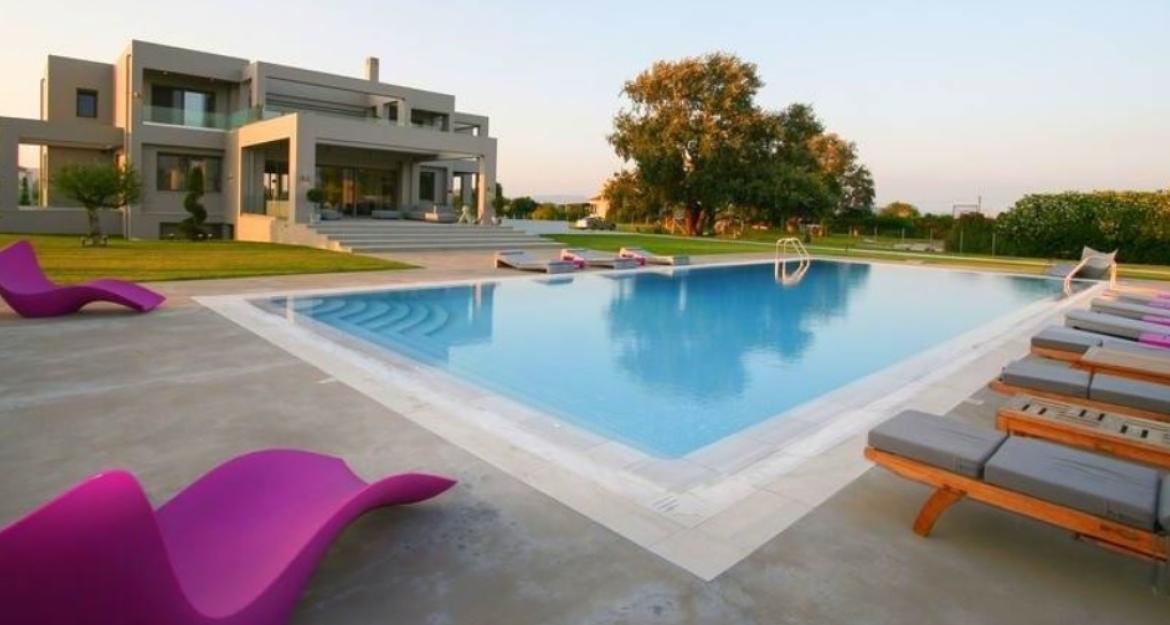 Πέντε ελληνικές βίλες για... insiders (pics)