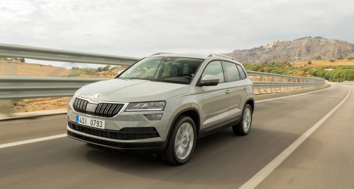 Karoq, το έξυπνο SUV από τη Skoda (pics & vid)